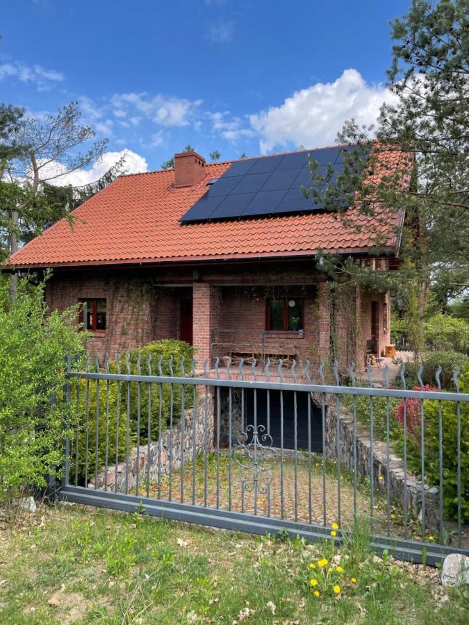 Dom Pod Glogami Villa Szczytno  Exteriör bild